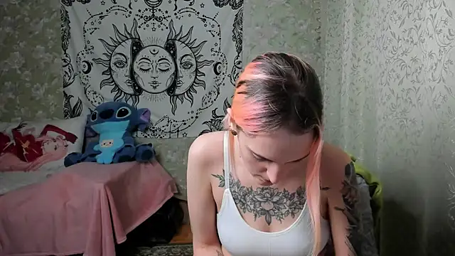 Cutie Adelia online show from 02-14-25, 01:18