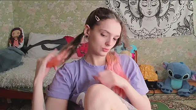 Cutie Adelia online show from 05-27-26, 10:34