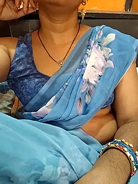 Snapshot of Diya_143 chatting on 05-29-26, 08:34 Diya 143 online show from 05-29-26, 08:34