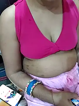 Snapshot of Diya_143 chatting on 05-31-26, 06:09 Diya 143 online show from 05-31-26, 06:09
