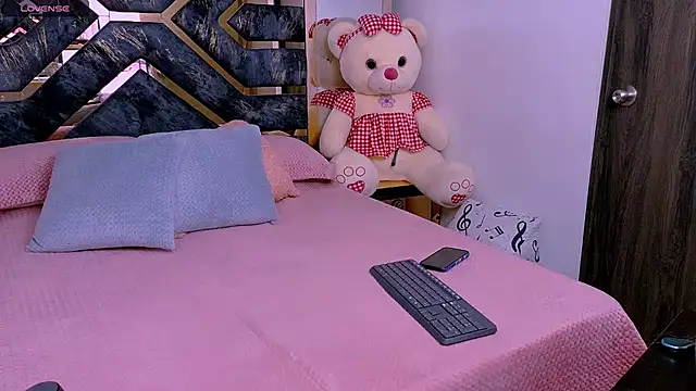 Tania white89 online show from 05-22-26, 02:33