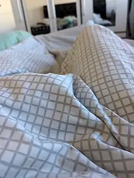 Snapshot of jungerbummser23 chatting on 10-27-25, 10:19 jungerbummser23 online show from 10-27-25, 10:19