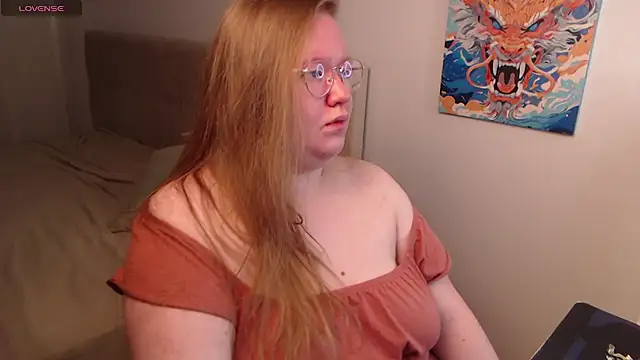 Snapshot of Ann_Muna chatting on 12-25-24, 05:15 Ann Muna online show from 12-25-24, 05:15