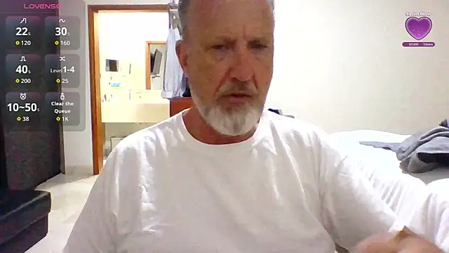 Snapshot of openminddaddy chatting on 05-13-26, 01:14 openminddaddy online show from 05-13-26, 01:14