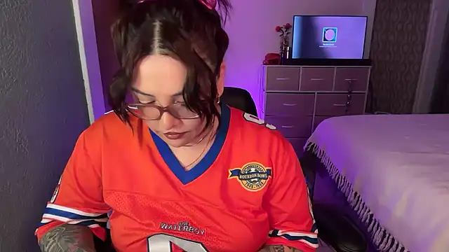 nativepumpkin95 online show from 04-10-26, 02:17