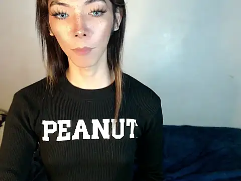 Snapshot of perly_169 chatting on 12-15-24, 11:42 perly 169 online show from 12-15-24, 11:42