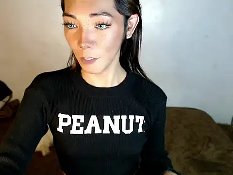 Snapshot of perly_169 chatting on 01-04-25, 07:34 perly 169 online show from 01-04-25, 07:34