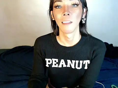 Snapshot of perly_169 chatting on 01-25-25, 07:49 perly 169 online show from 01-25-25, 07:49