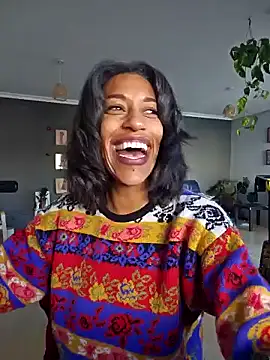 Snapshot of Goldenlace chatting on 12-04-24, 01:53 Goldenlace online show from 12-04-24, 01:53