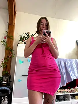 Snapshot of Daisy_Michto_Officiel chatting on 12-06-24, 09:10 Daisy Michto Officiel online show from 12-06-24, 09:10