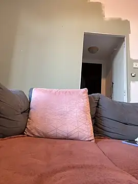 Snapshot of Daisy_Michto_Officiel chatting on 10-06-25, 06:44 Daisy Michto Officiel online show from 10-06-25, 06:44