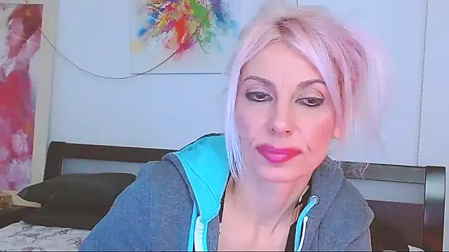 HoneyLara online show from 02-12-25, 01:52