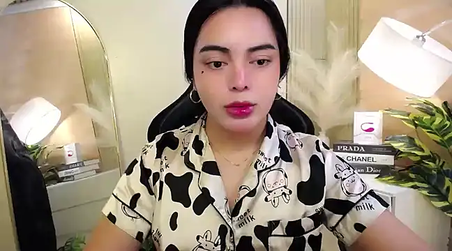 HotstuffCherrySummer online show from 02-25-25, 08:03