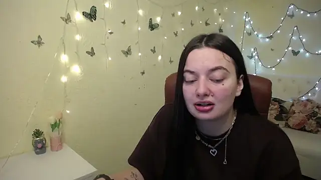 MilanaPrice online show from 03-01-26, 08:16