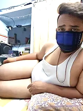 chinmlip online show from 02-08-26, 08:23