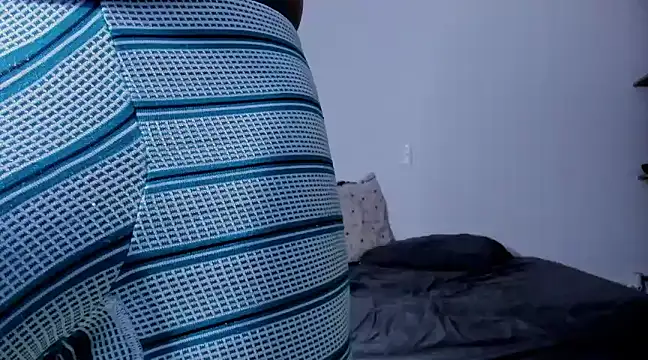 Cloudy pigDude online show from 02-02-25, 10:24