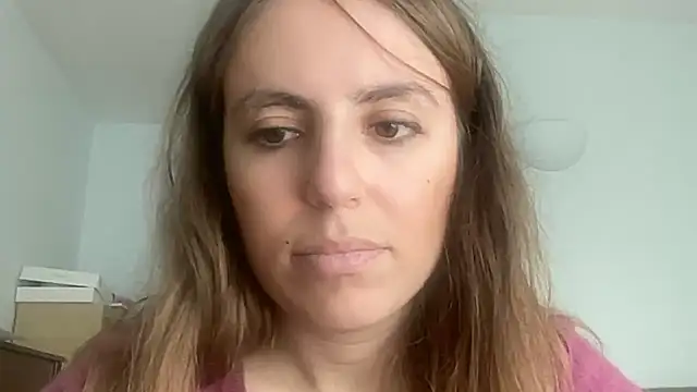 Snapshot of Mollyy998 chatting on 11-01-25, 10:17 Mollyy998 online show from 11-01-25, 10:17