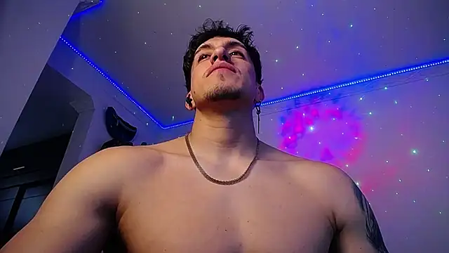 Snapshot of strongboy_ chatting on 11-04-25, 07:24 strongboy online show from 11-04-25, 07:24