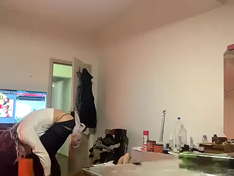 Snapshot of WildzMareNextLevel chatting on 01-08-25, 10:16 WildzMareNextLevel online show from 01-08-25, 10:16