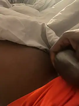 Snapshot of little0245 chatting on 12-26-24, 06:12 little0245 online show from 12-26-24, 06:12