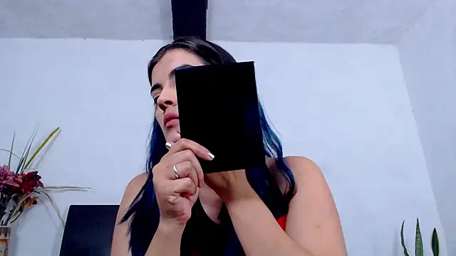 AikoTailor online show from 09-18-25, 11:07