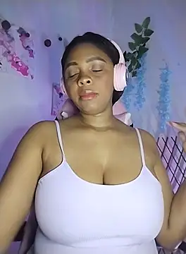 collegechica online show from 10-02-25, 07:15