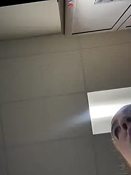 Snapshot of cinnatitties chatting on 09-30-25, 04:45 cinnatitties online show from 09-30-25, 04:45