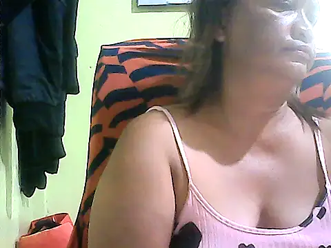 hott scarlett online show from 07-17-26, 10:36