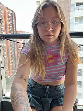 Snapshot of Darling_XXX chatting on 07-21-26, 05:48 Darling XXX online show from 07-21-26, 05:48