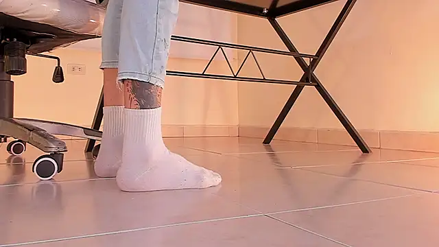 ArchieCollins online show from 11-28-25, 09:39