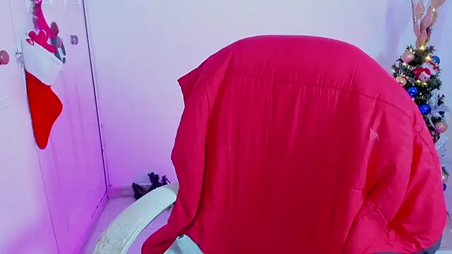 danielahot66 online show from 12-17-25, 06:30