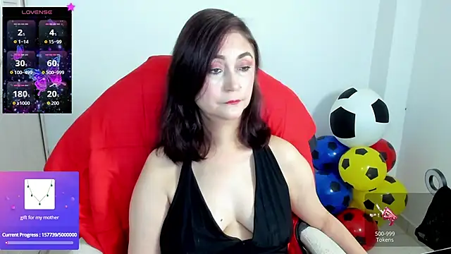 Snapshot of danielahot66 chatting on 06-25-26, 06:29 danielahot66 online show from 06-25-26, 06:29