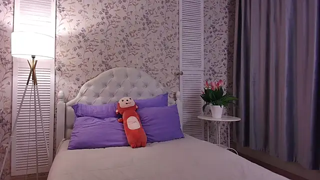 Wendy-Darling online show from 10-20-25, 01:28