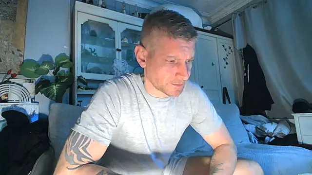 iamsex6969 online show from 10-18-25, 04:26