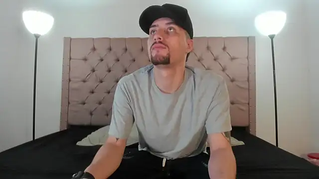 Pleasure Vibes23 online show from 02-23-25, 11:44