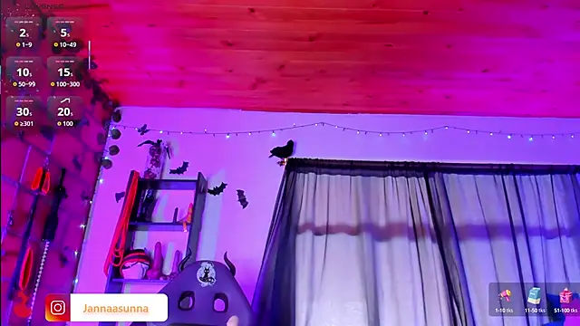 Snapshot of EmmaRusso chatting on 09-28-25, 09:20 EmmaRusso online show from 09-28-25, 09:20