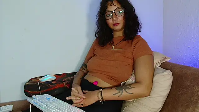 myamillor online show from 04-24-26, 10:23