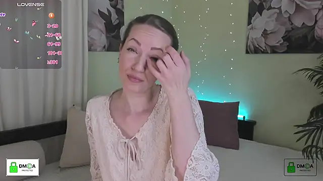 Queenymel online show from 02-08-26, 03:15