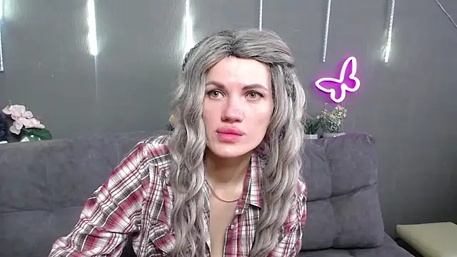 MilaLoona online show from 03-26-26, 07:47