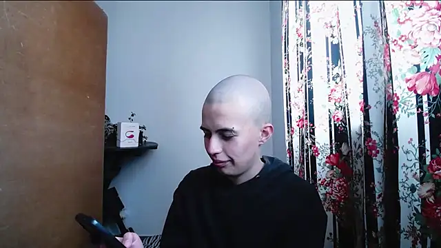 Cocain Atenea online show from 11-19-25, 07:14