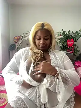 BigFineSelena online show from 02-02-25, 03:07