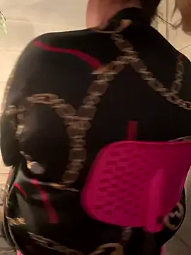 BigFineSelena online show from 10-13-25, 03:50