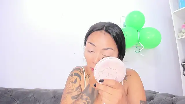 miss soffi  online show from 03-25-26, 12:33