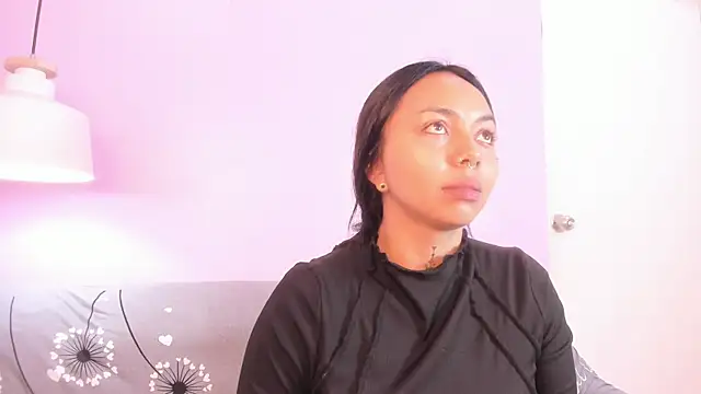 Snapshot of miss_soffi_ chatting on 07-01-26, 12:18 miss soffi online show from 07-01-26, 12:18