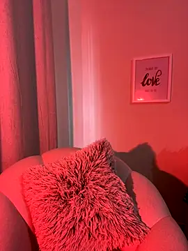 loolla 23 online show from 09-20-25, 08:32