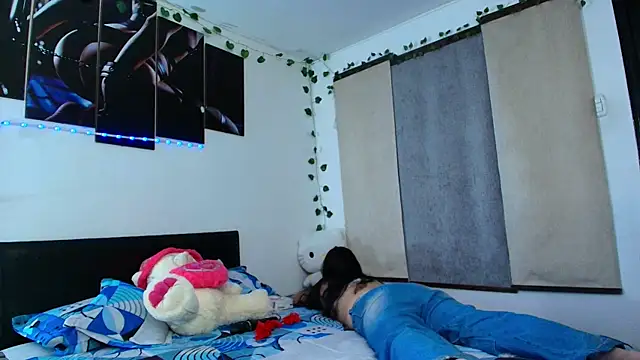 yesie hot online show from 07-29-26, 12:53