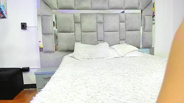 Candy And Andy  online show from 02-05-26, 04:39