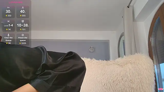 Anna Lewis online show from 12-16-25, 07:24