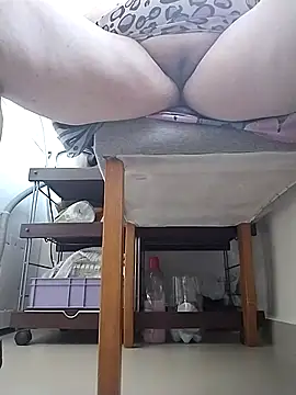 Yaya Mineira online show from 11-19-25, 06:30