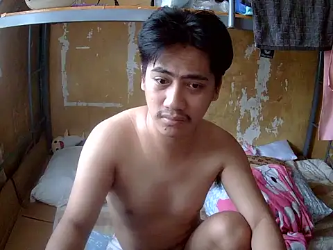 Snapshot of gaysucker6969 chatting on 11-14-25, 06:56 gaysucker6969 online show from 11-14-25, 06:56